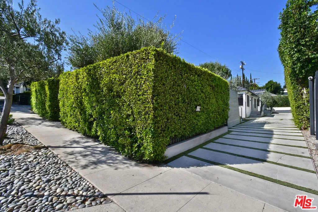 4311 Finley Avenue, Los Angeles, California 90027 home-pic-11